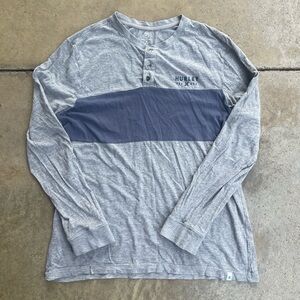 Hurley Gray Size Medium Black Long Sleeve Henley Chest Stripe w/3 buttons